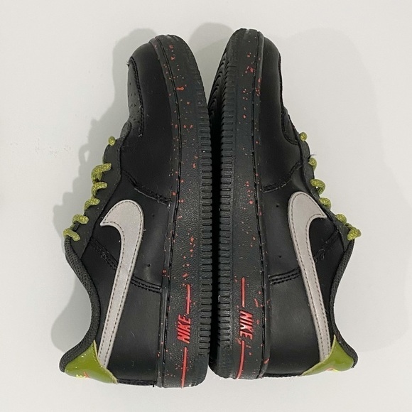 NIKE Youth Air Force 1 Low GS Black Asparagus Size Youth 1 - Picture 7 of 11